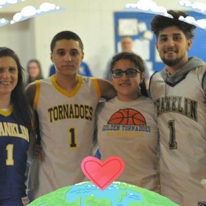 Meet your Posher, Jenn